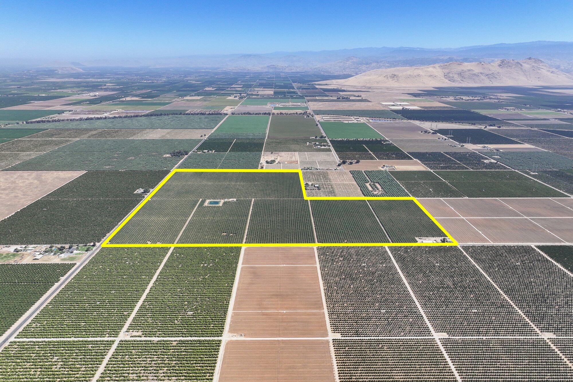 14464 Ave 360, Visalia, CA 93292