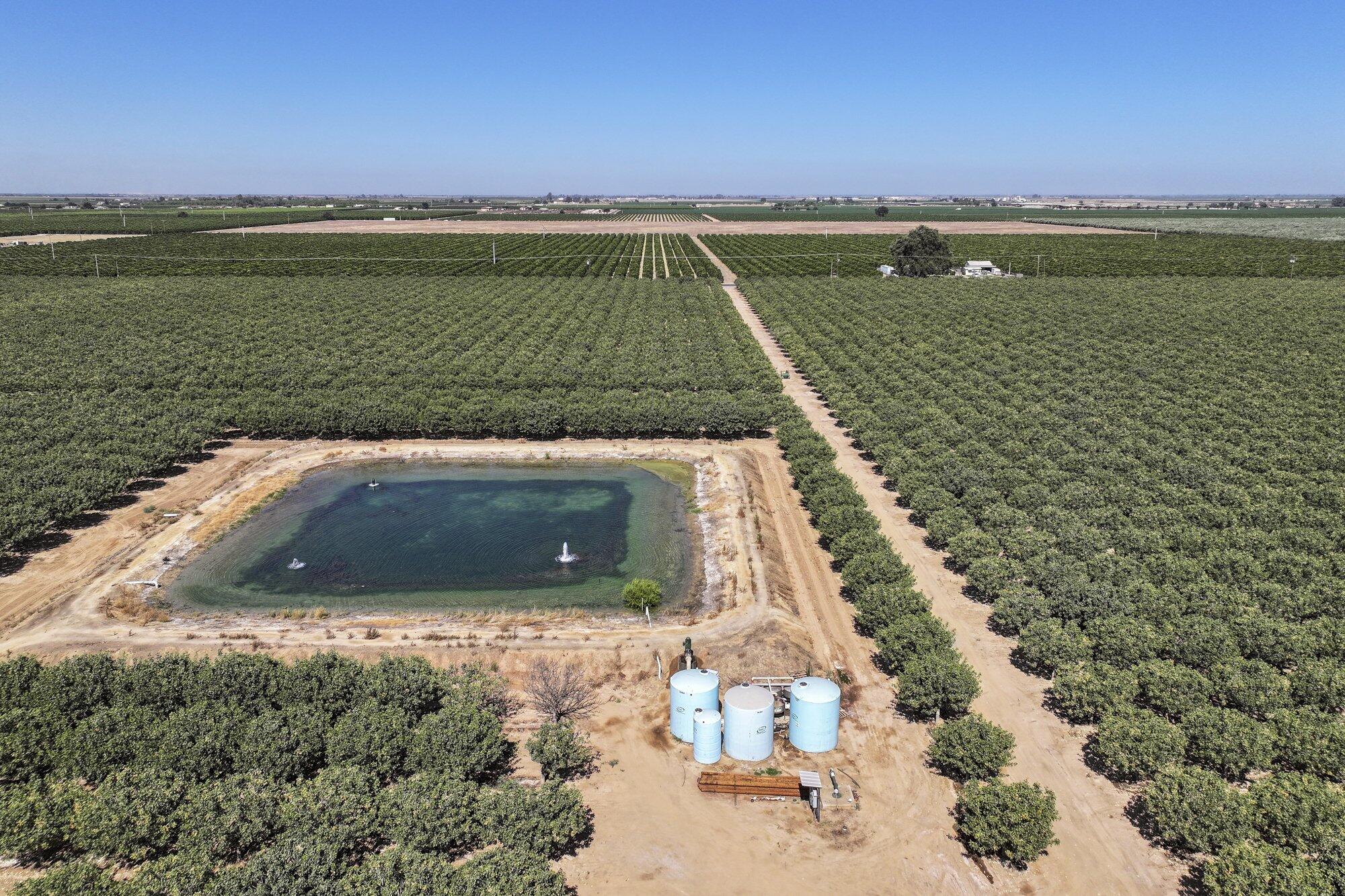14464 Ave 360, Visalia, CA 93292