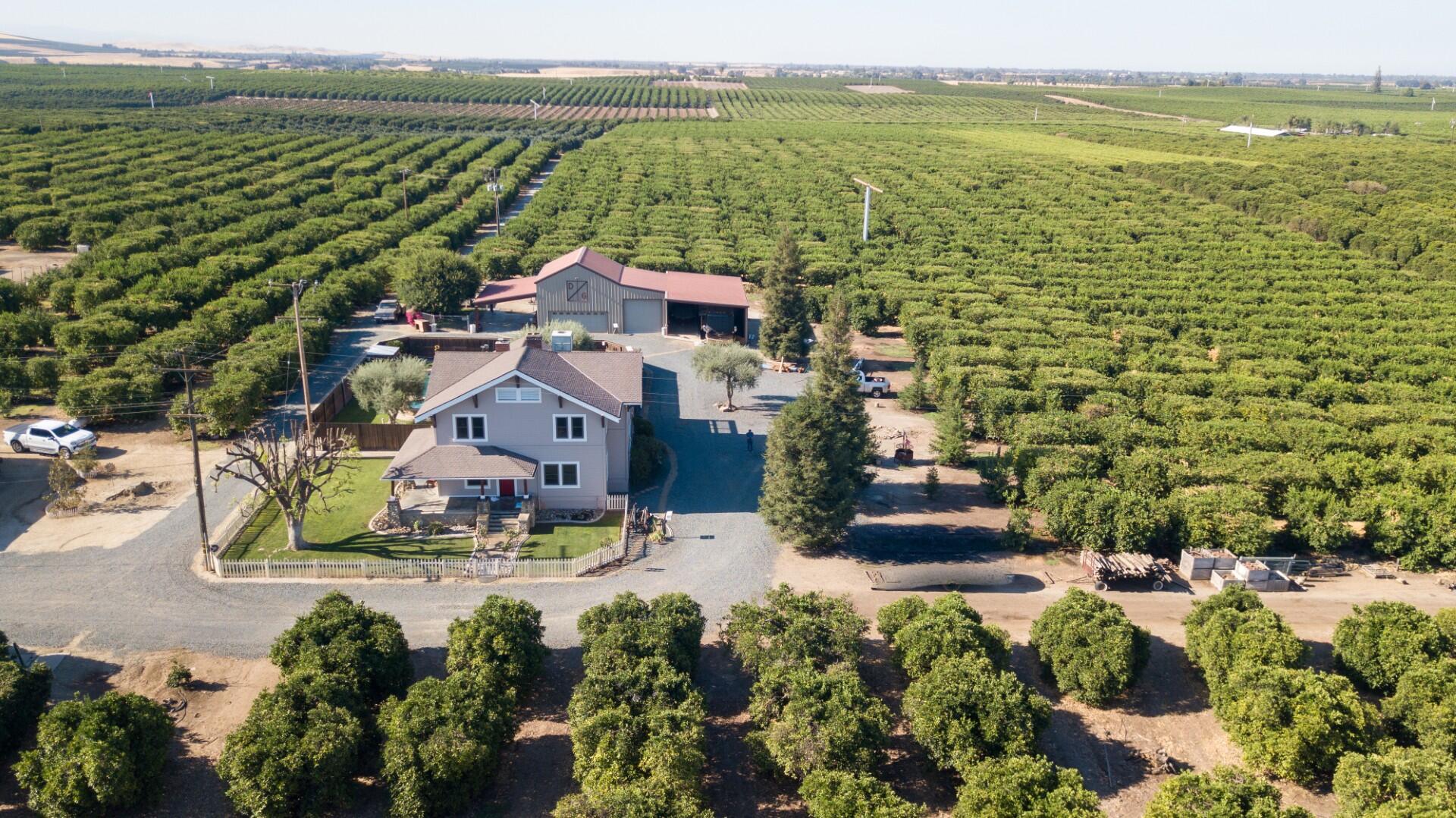 1259 E Teapot Dome Ave, Porterville, CA 93257
