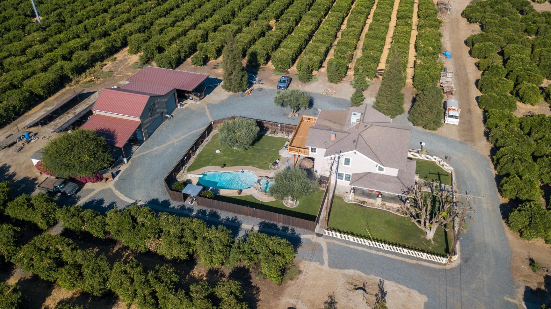 1259 E Teapot Dome Ave, Porterville, CA 93257