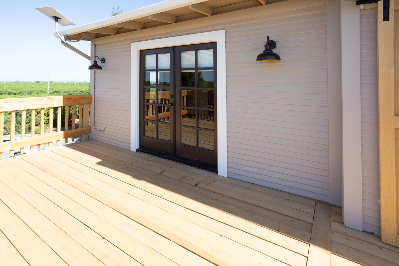 1259 E Teapot Dome Ave, Porterville, CA 93257