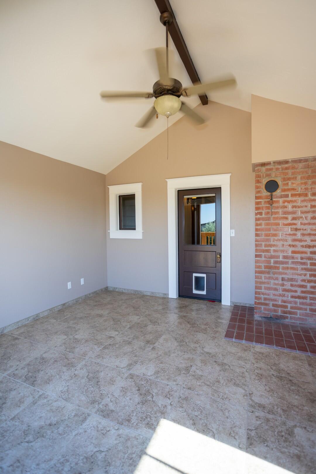 1259 E Teapot Dome Ave, Porterville, CA 93257