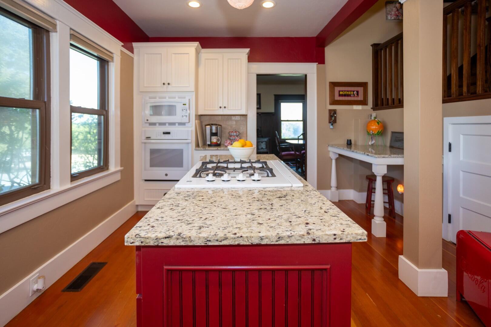 1259 E Teapot Dome Ave, Porterville, CA 93257