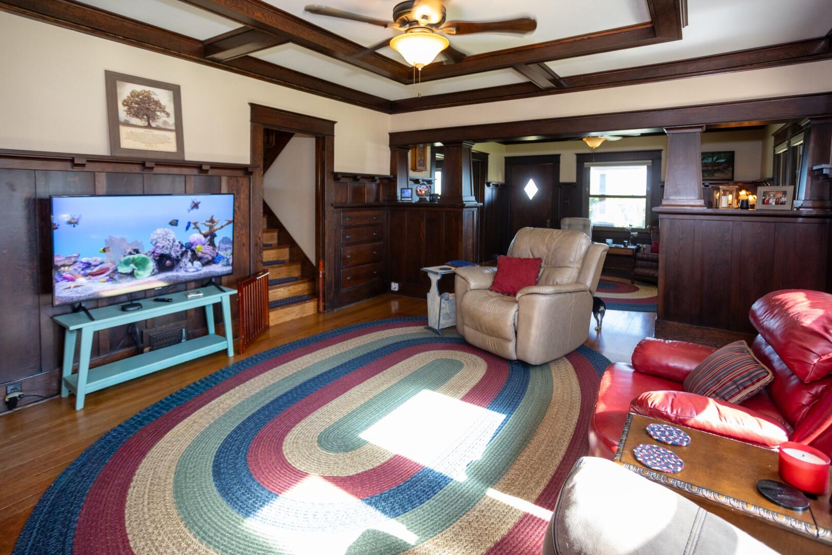 1259 E Teapot Dome Ave, Porterville, CA 93257