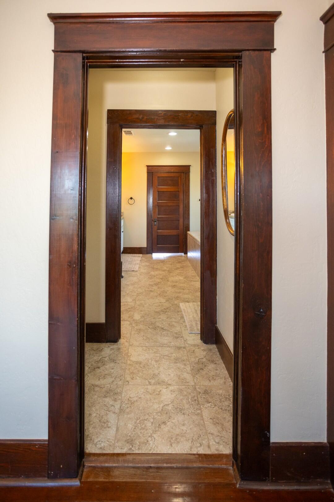 1259 E Teapot Dome Ave, Porterville, CA 93257