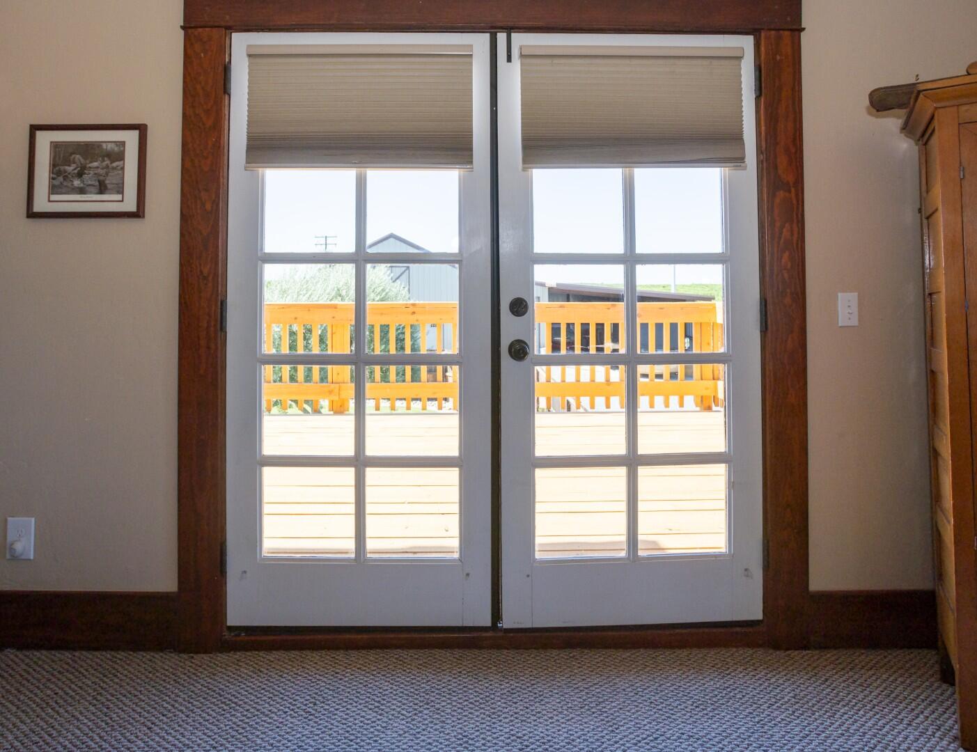 1259 E Teapot Dome Ave, Porterville, CA 93257