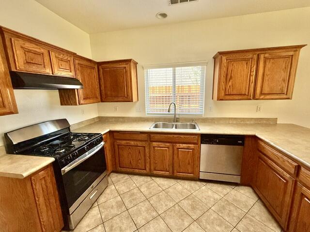 2228 E La Vida Ave, Visalia, CA 93292