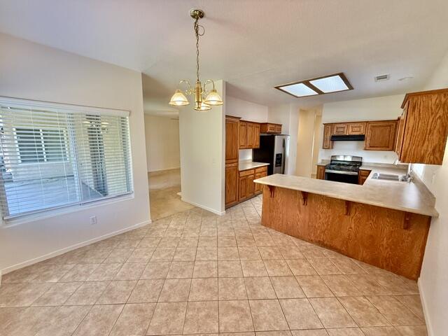 2228 E La Vida Ave, Visalia, CA 93292