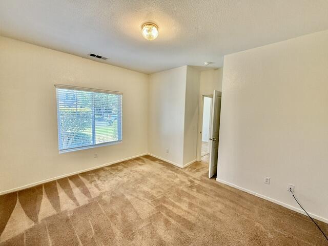 2228 E La Vida Ave, Visalia, CA 93292
