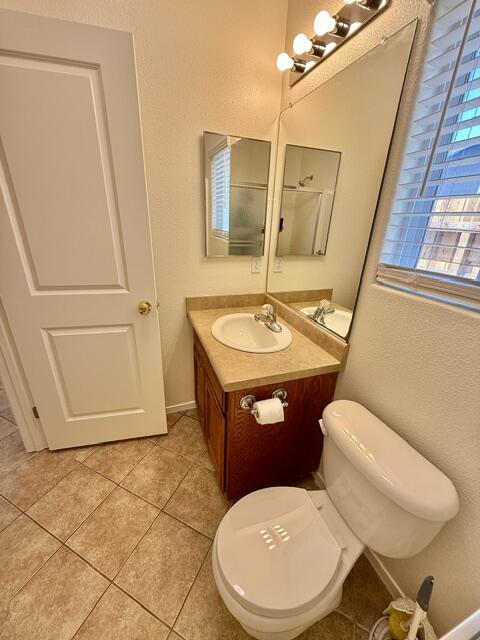 2228 E La Vida Ave, Visalia, CA 93292