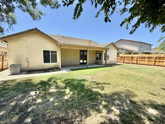 2228 E La Vida Ave, Visalia, CA 93292