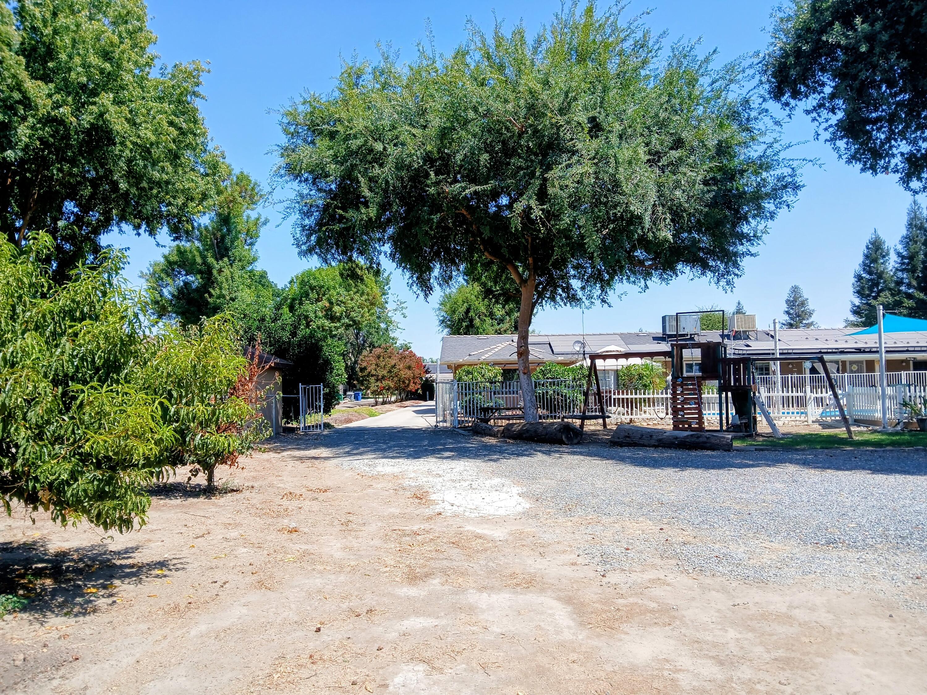 12537 Marlin Ave, Visalia, CA 93291