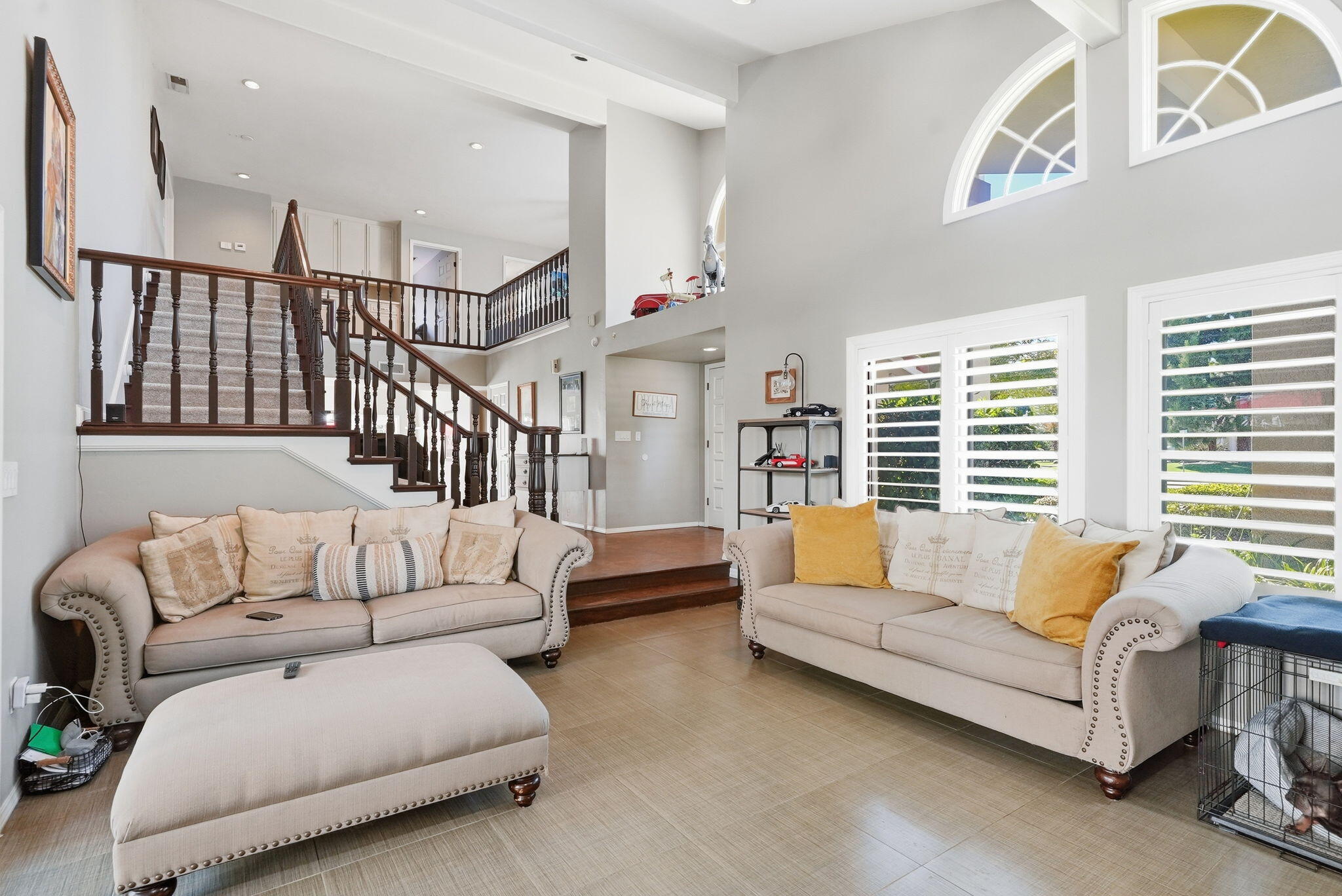 1912 Toulouse Ln, Bakersfield, CA 93311