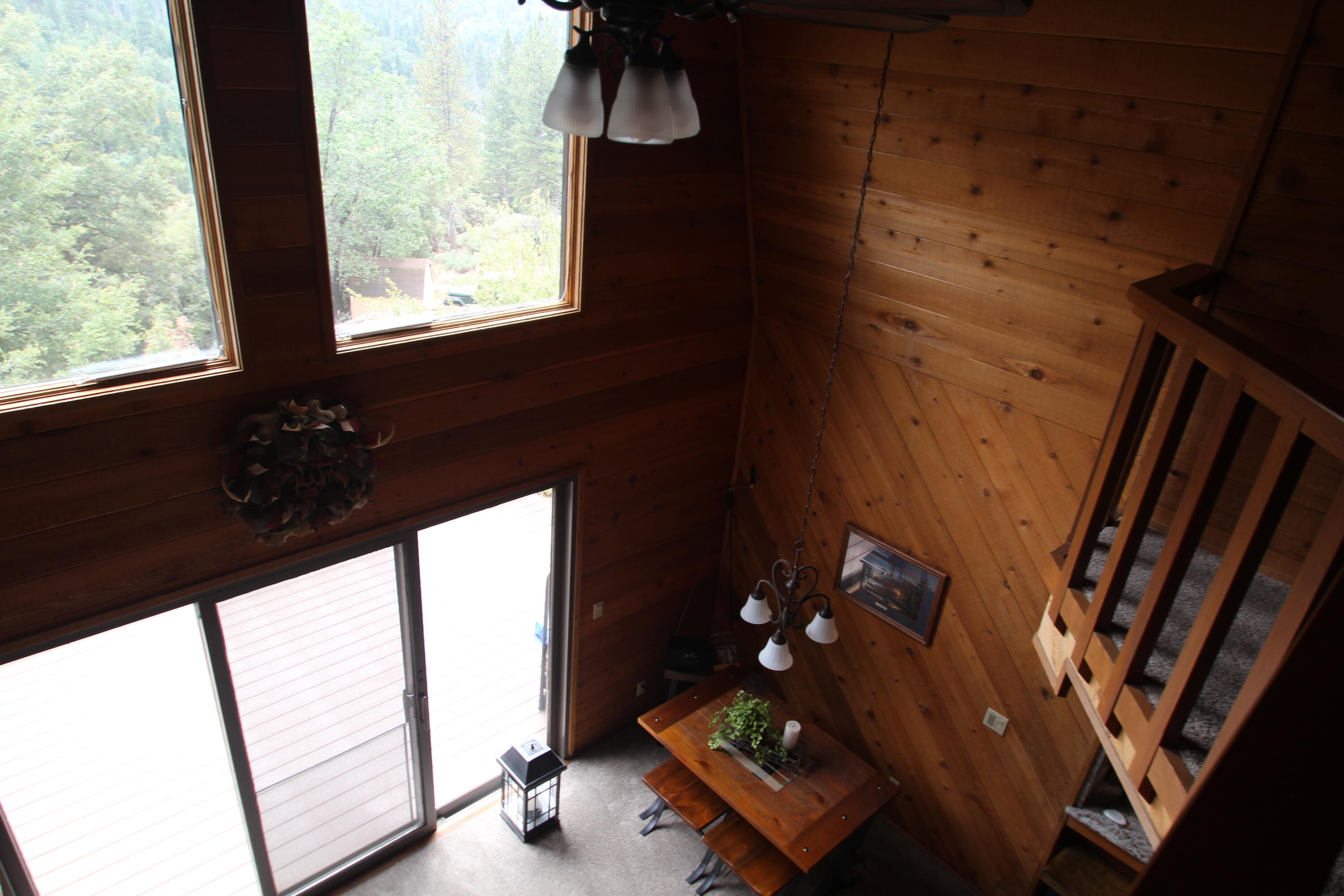 1537 James Dr, Springville, CA 93265