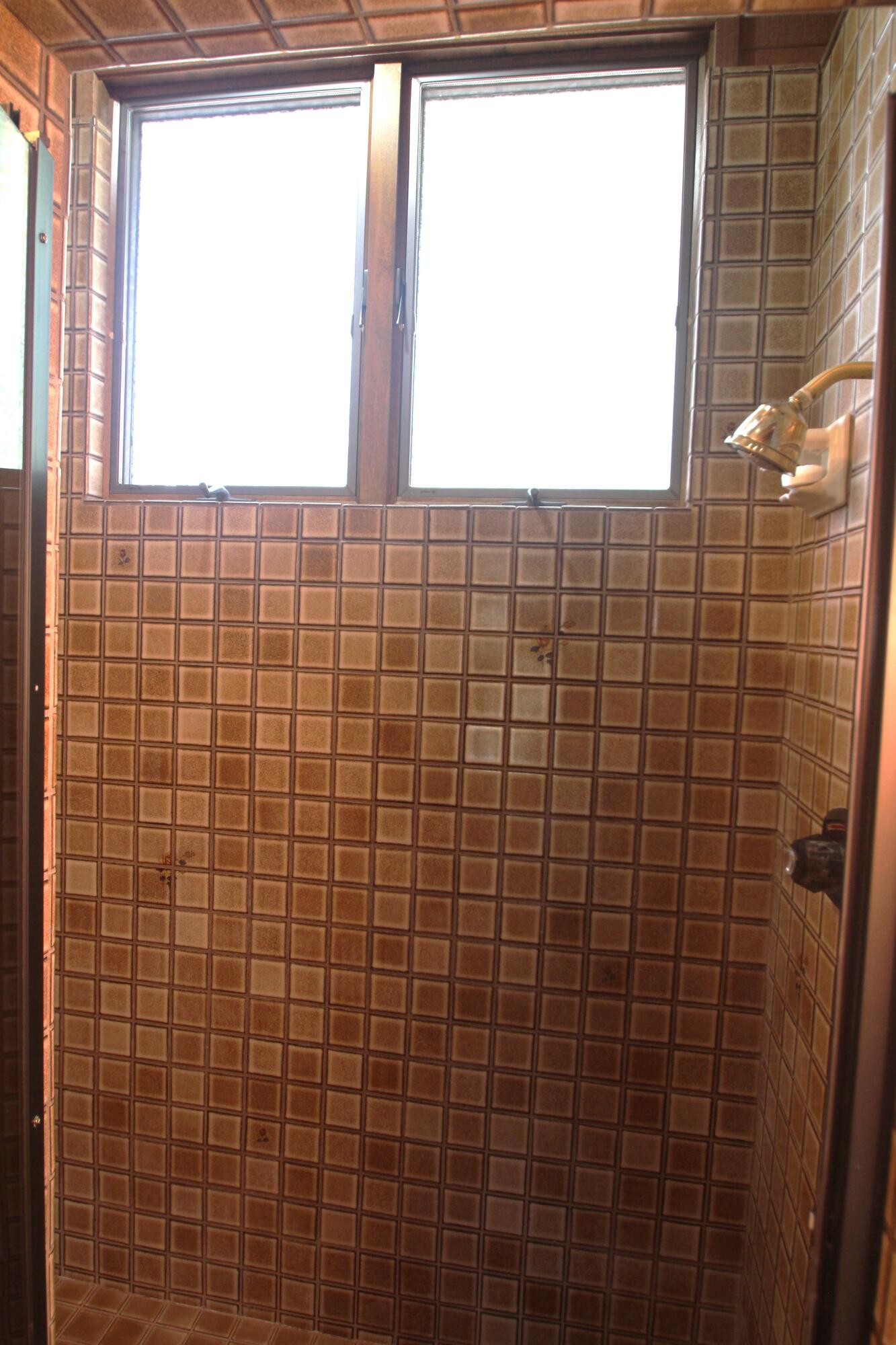 1537 James Dr, Springville, CA 93265