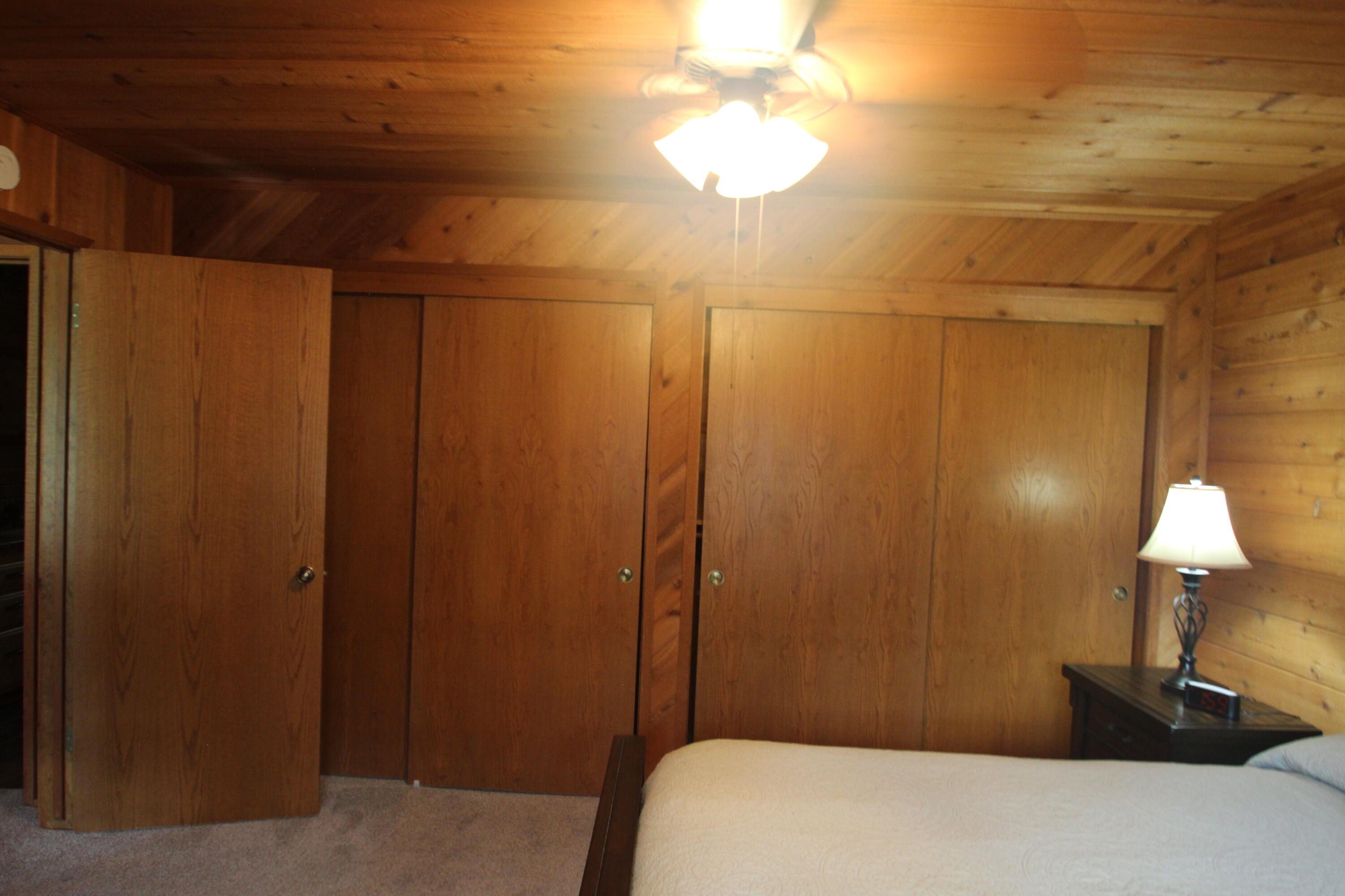 1537 James Dr, Springville, CA 93265