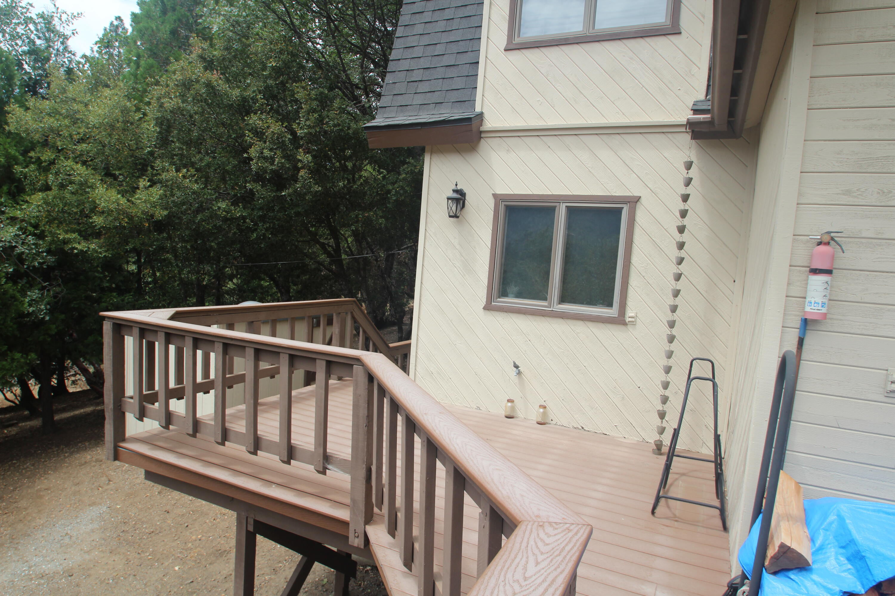 1537 James Dr, Springville, CA 93265