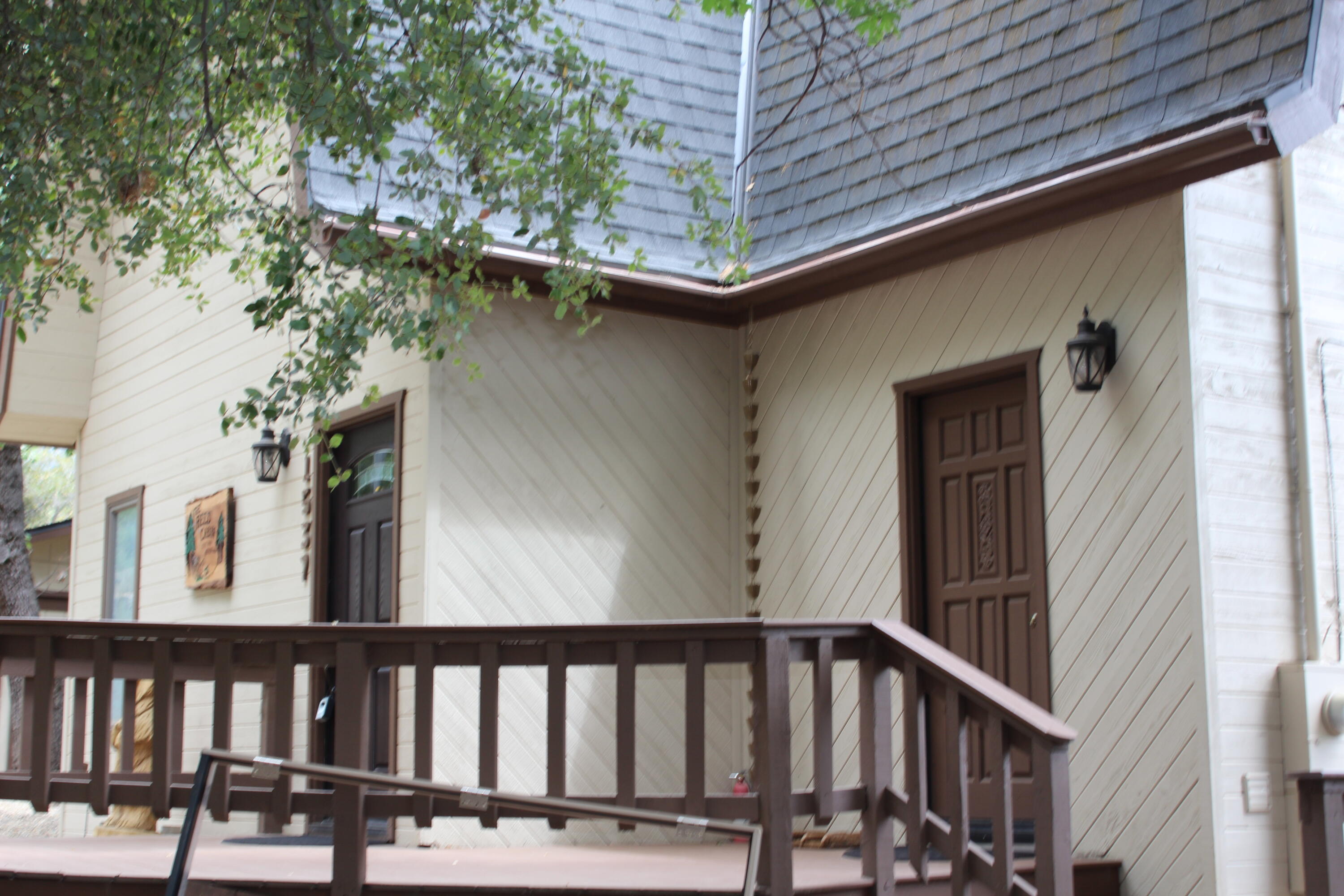 1537 James Dr, Springville, CA 93265