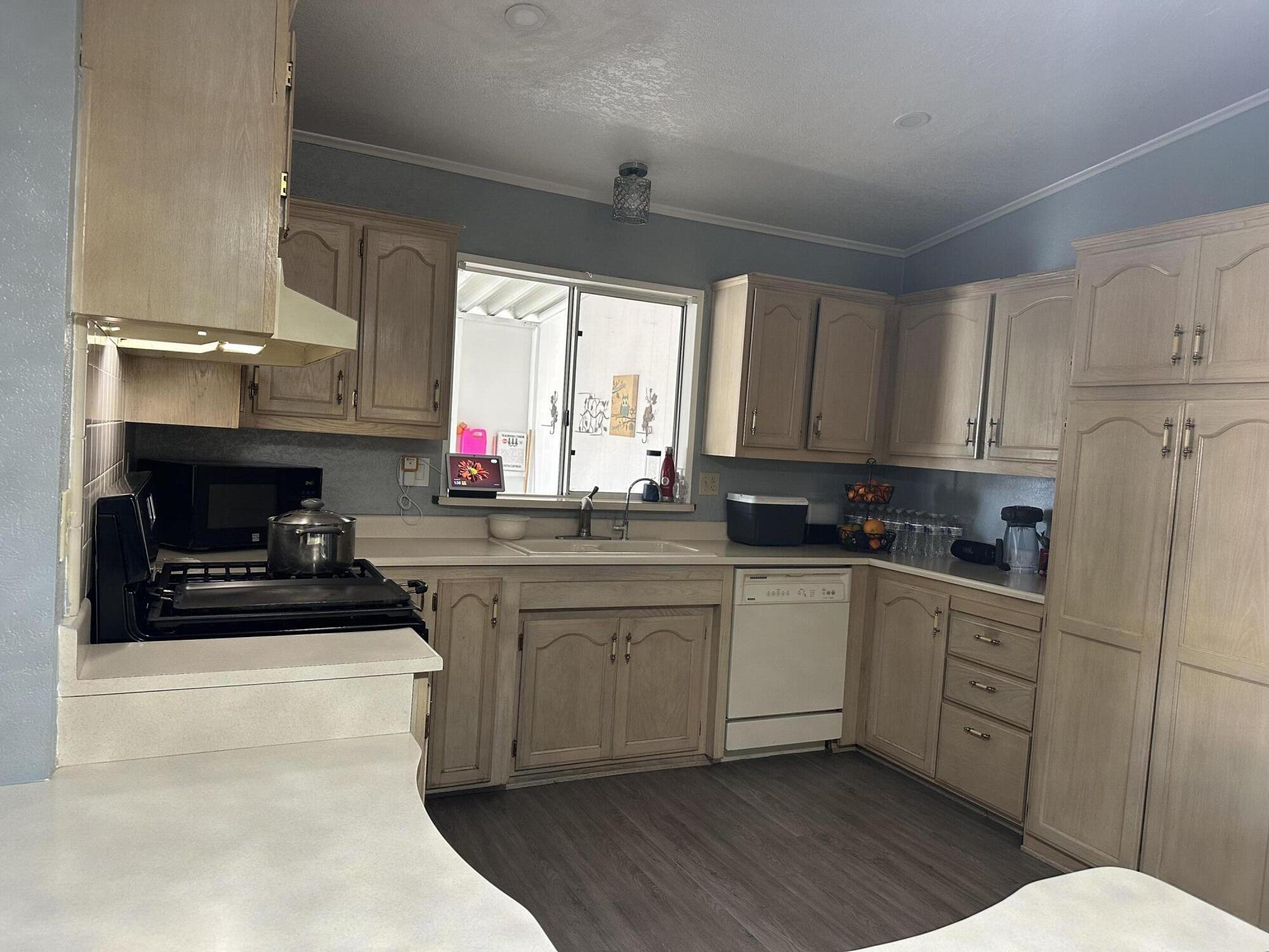 5505 W Tulare Ave #317, Visalia, CA 93277