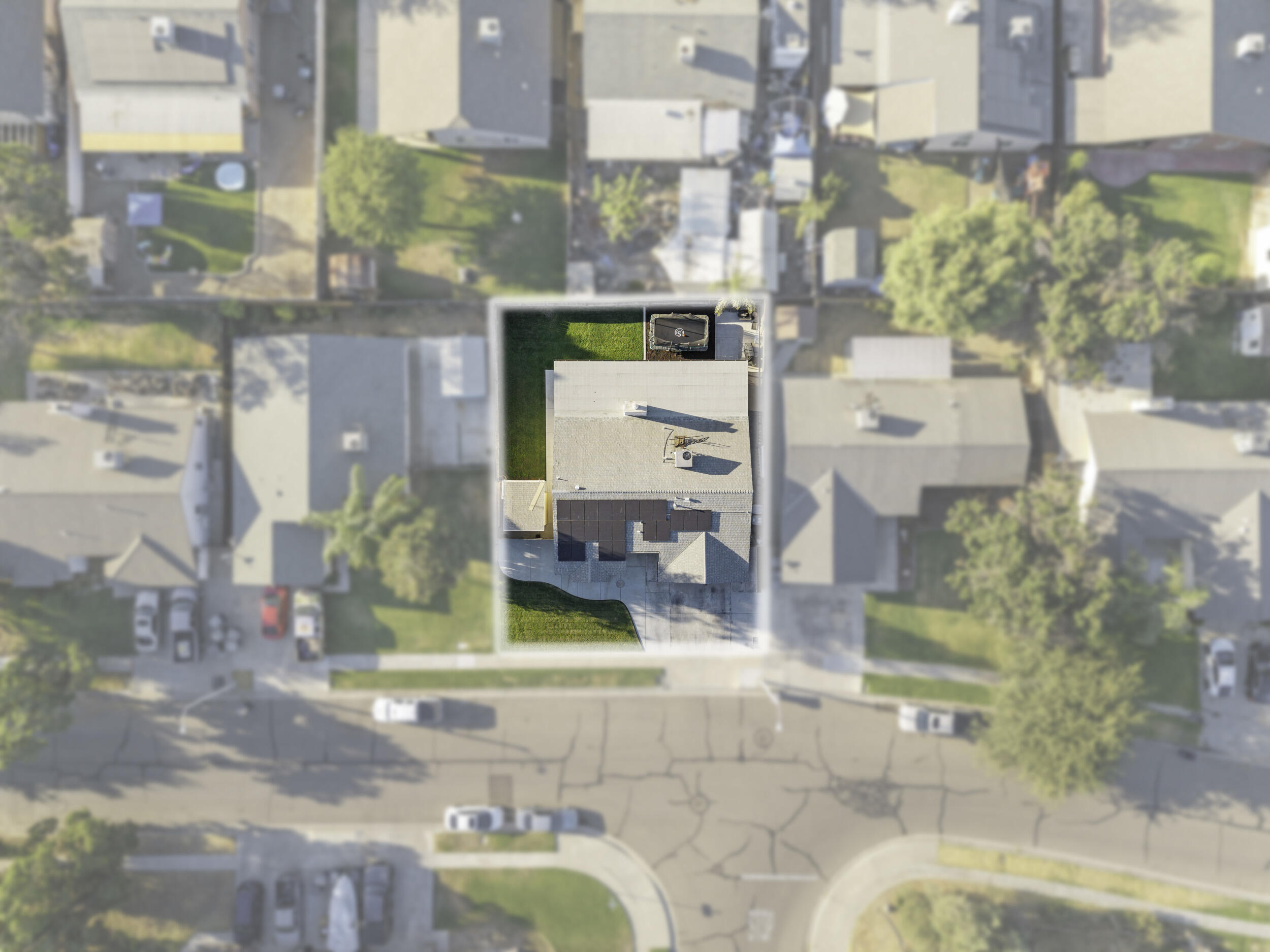 1960 W Merritt Ave, Tulare, CA 93274