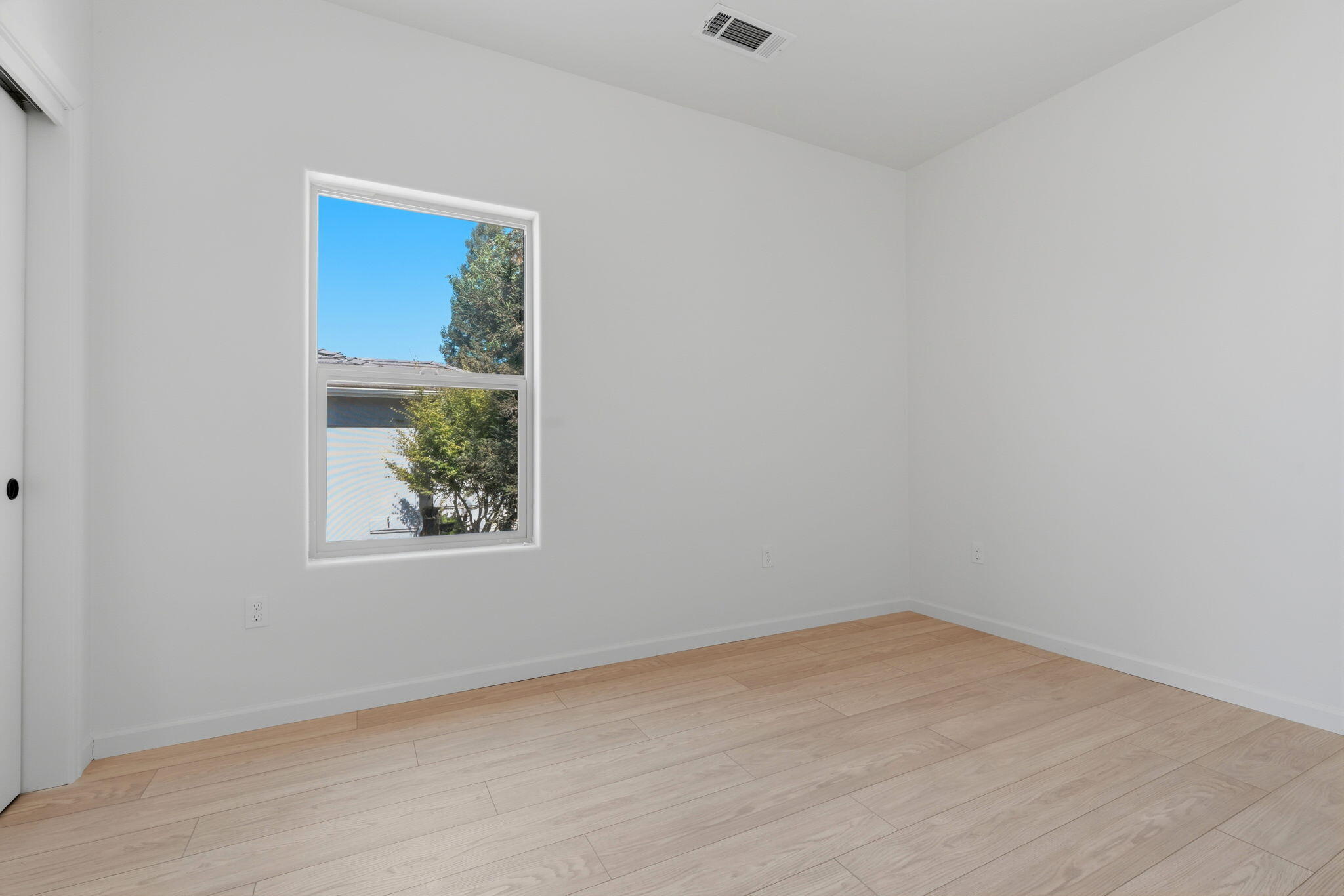 32735 Greene Dr, Springville, CA 93265