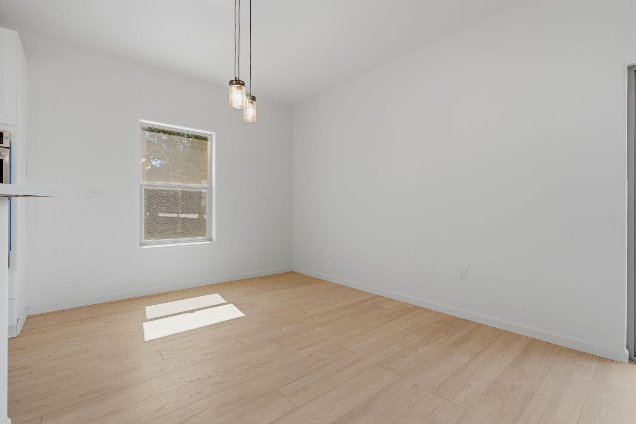 32735 Greene Dr, Springville, CA 93265