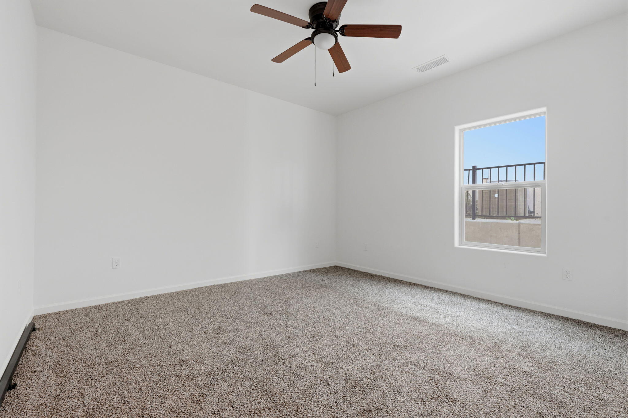32735 Greene Dr, Springville, CA 93265