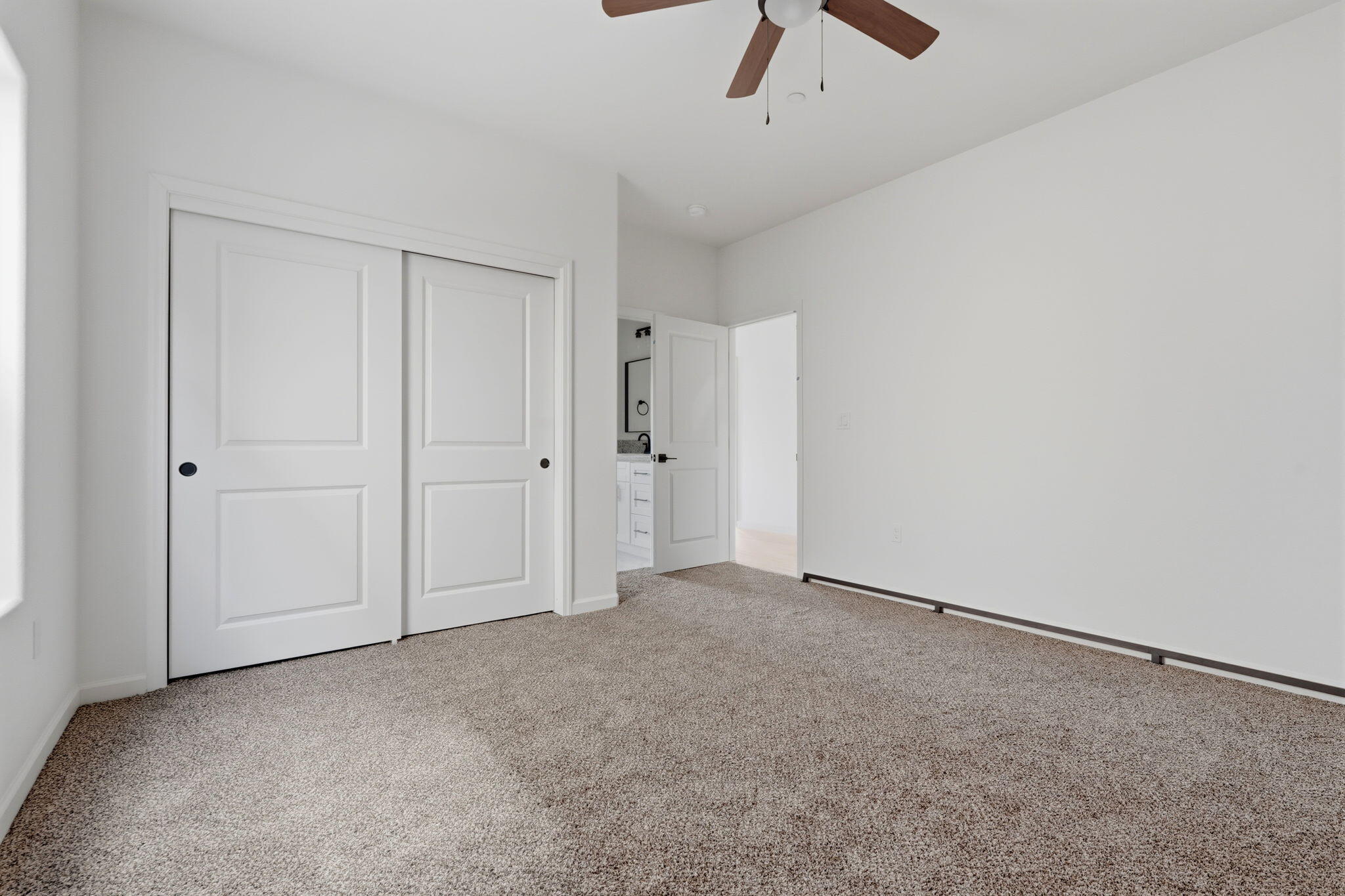 32735 Greene Dr, Springville, CA 93265