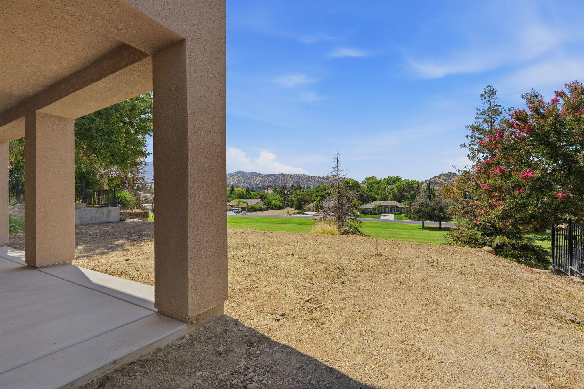 32735 Greene Dr, Springville, CA 93265