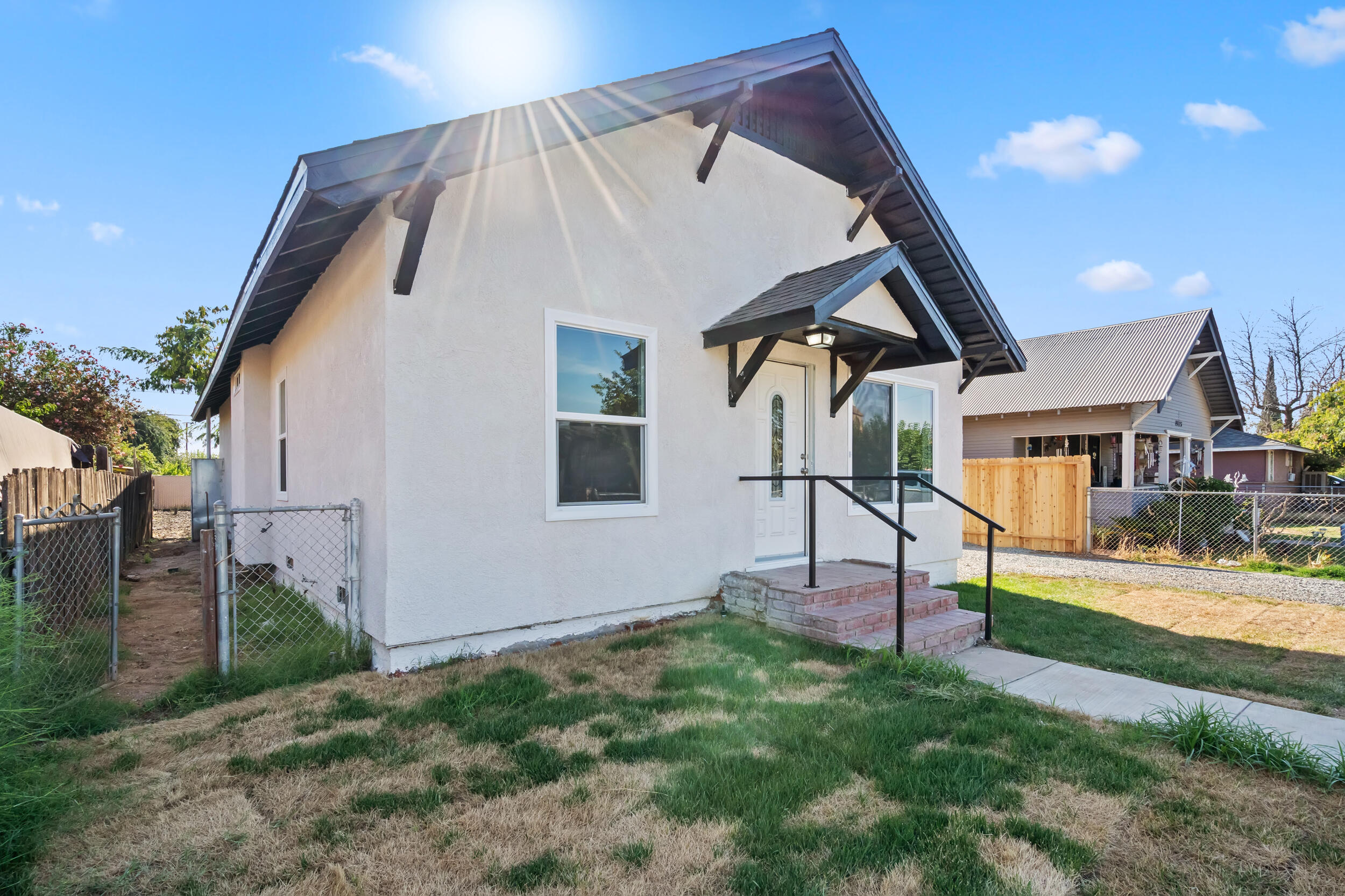 19715 Guthrie Dr, Strathmore, CA 93267
