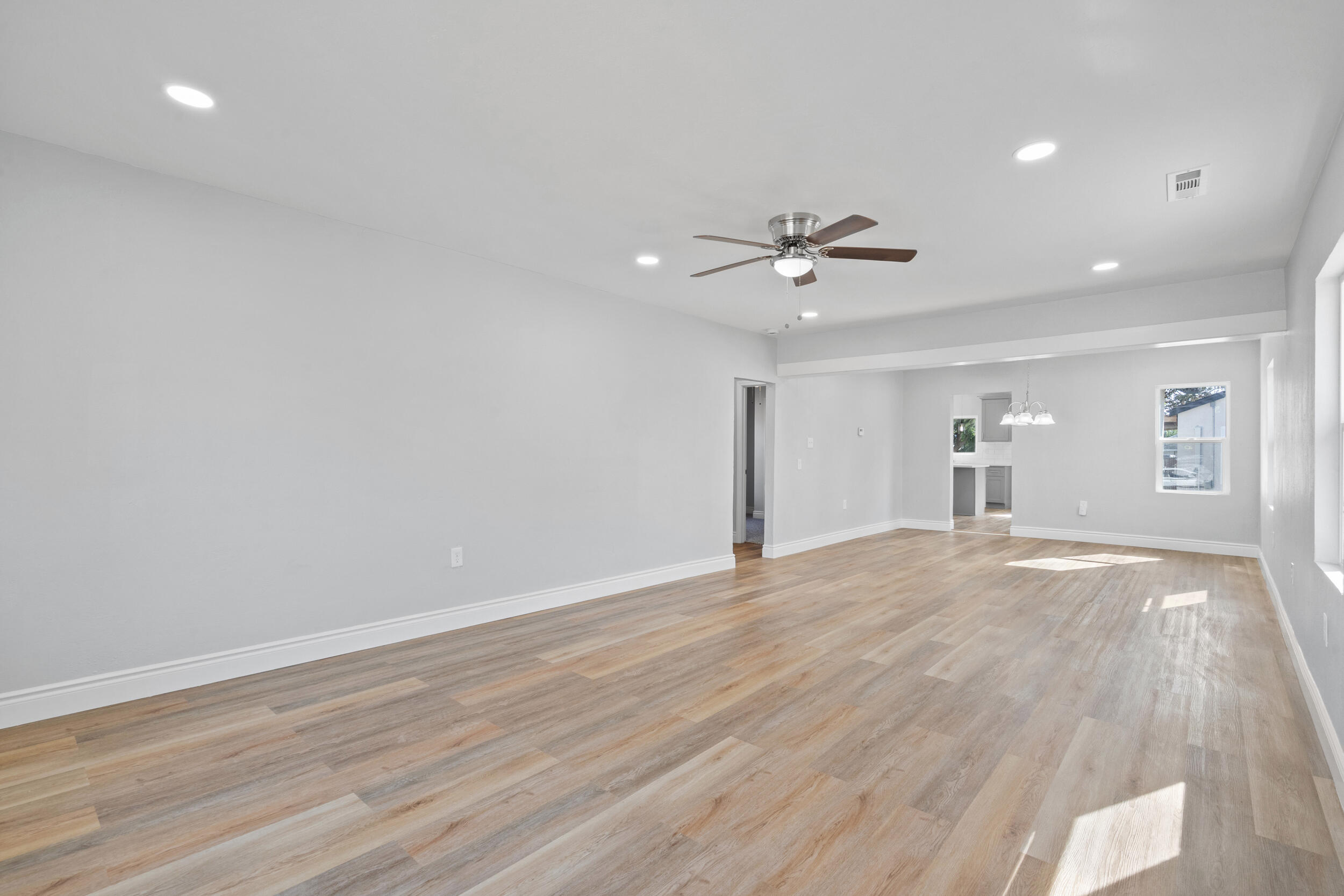 19715 Guthrie Dr, Strathmore, CA 93267