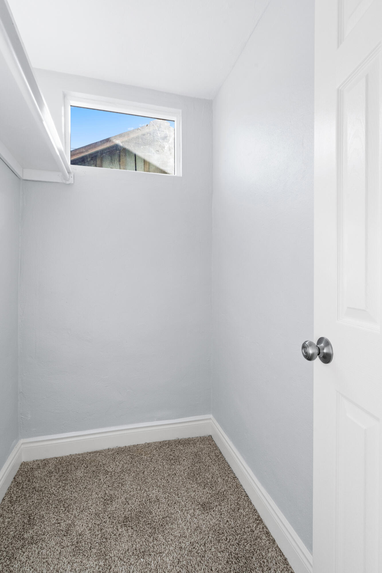 19715 Guthrie Dr, Strathmore, CA 93267