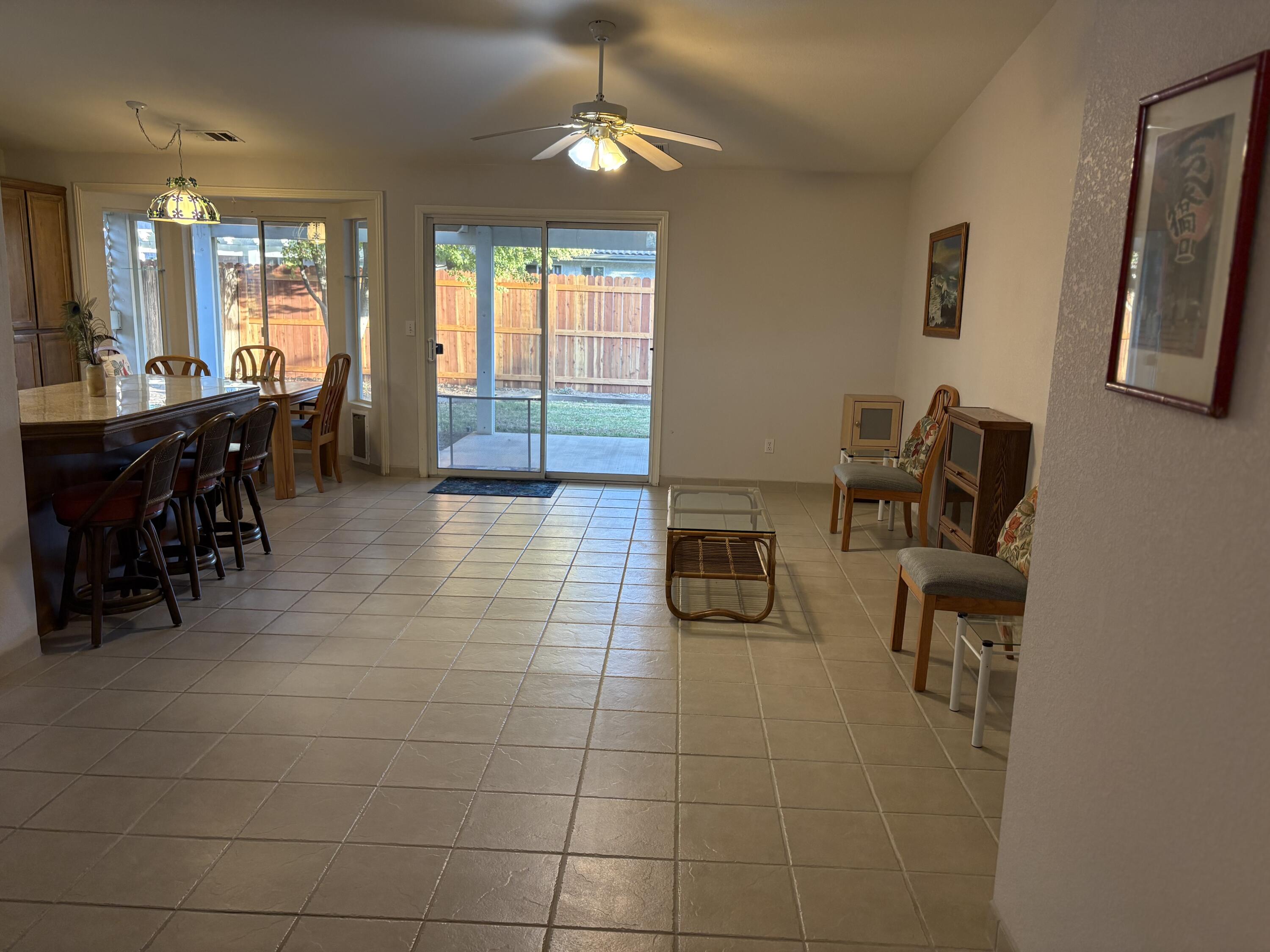 2829 W Harold Ave, Visalia, CA 93291