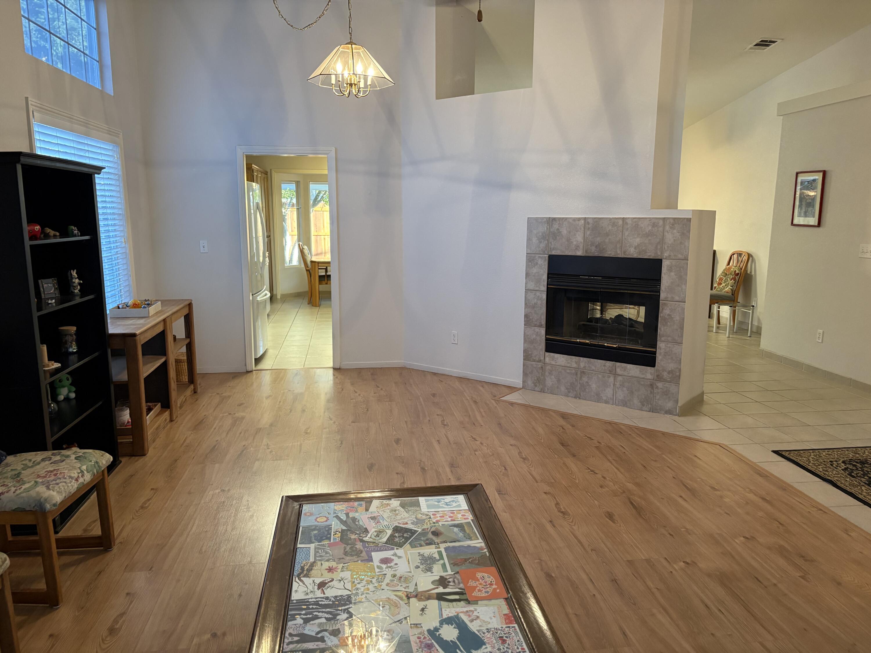 2829 W Harold Ave, Visalia, CA 93291