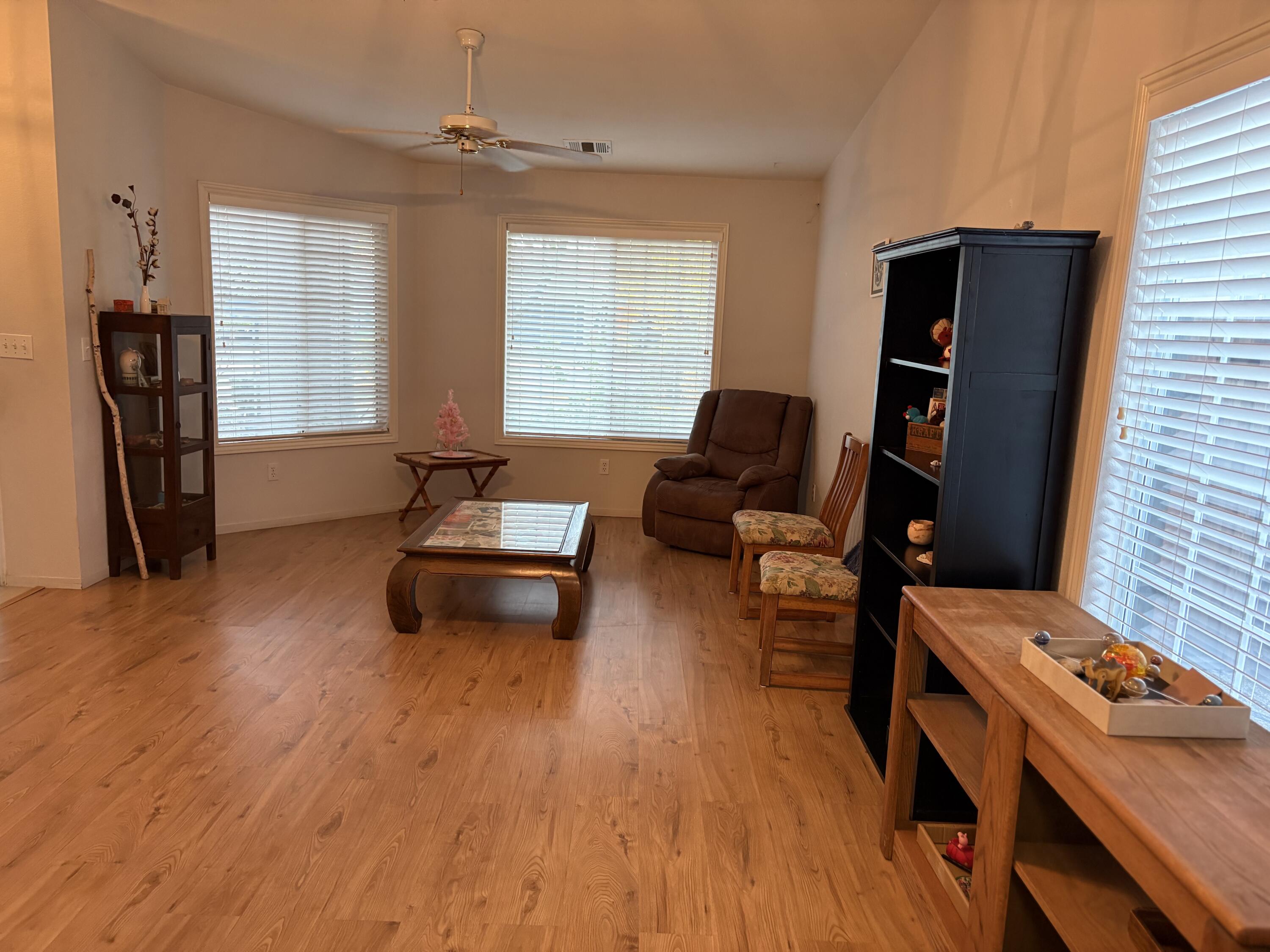 2829 W Harold Ave, Visalia, CA 93291