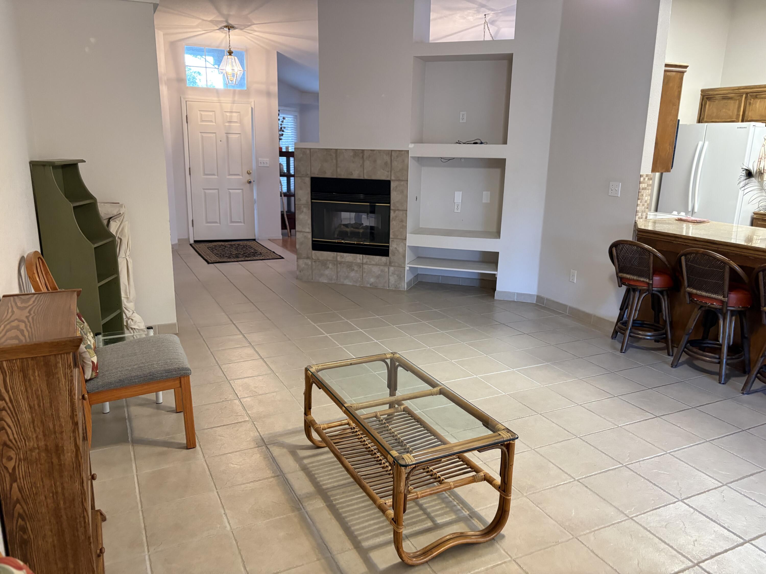 2829 W Harold Ave, Visalia, CA 93291