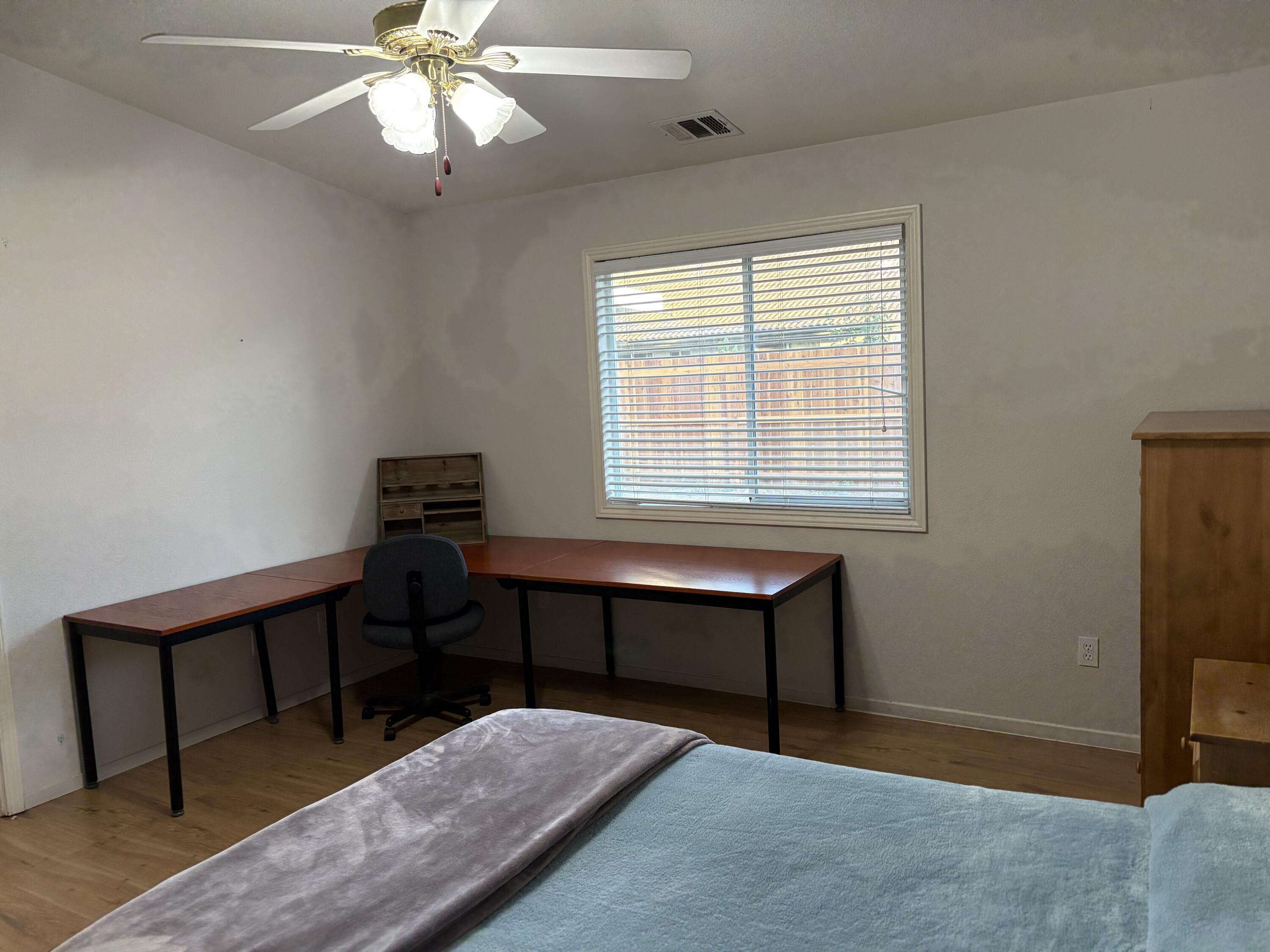 2829 W Harold Ave, Visalia, CA 93291