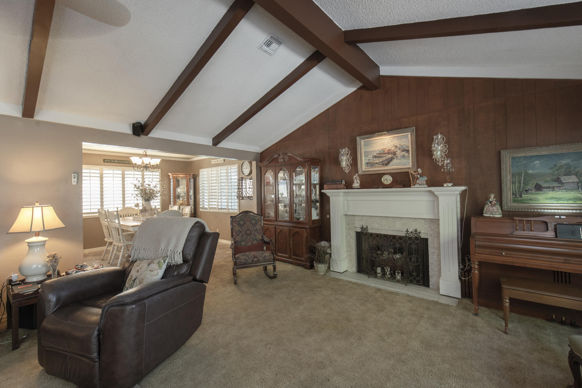 1321 S Goddard St, Visalia, CA 93292