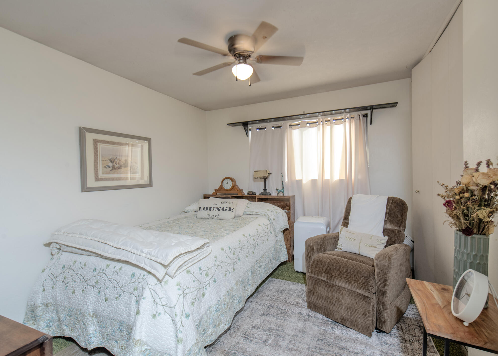 1321 S Goddard St, Visalia, CA 93292