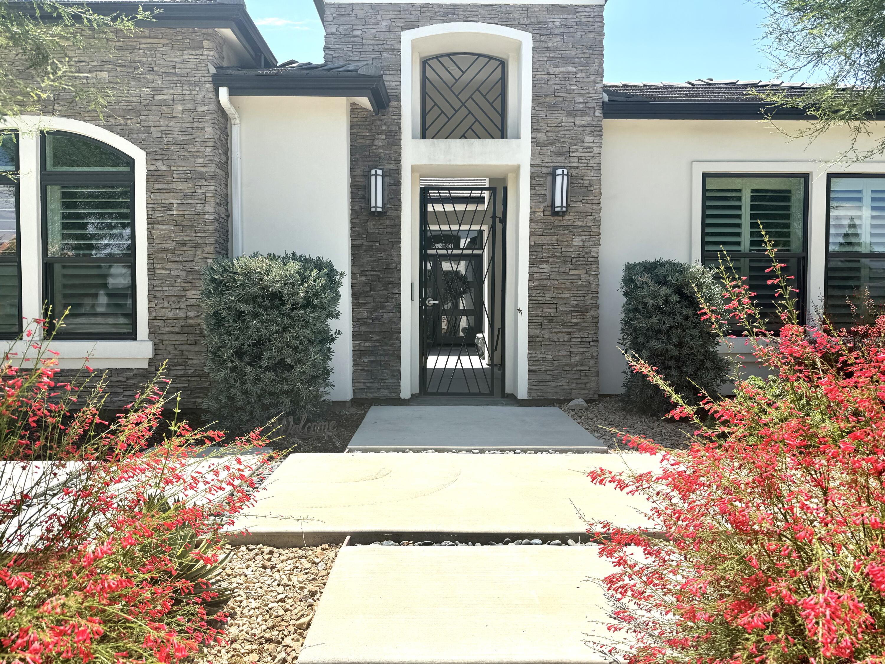 4731 W W Cecil Ave, Visalia, CA 93291
