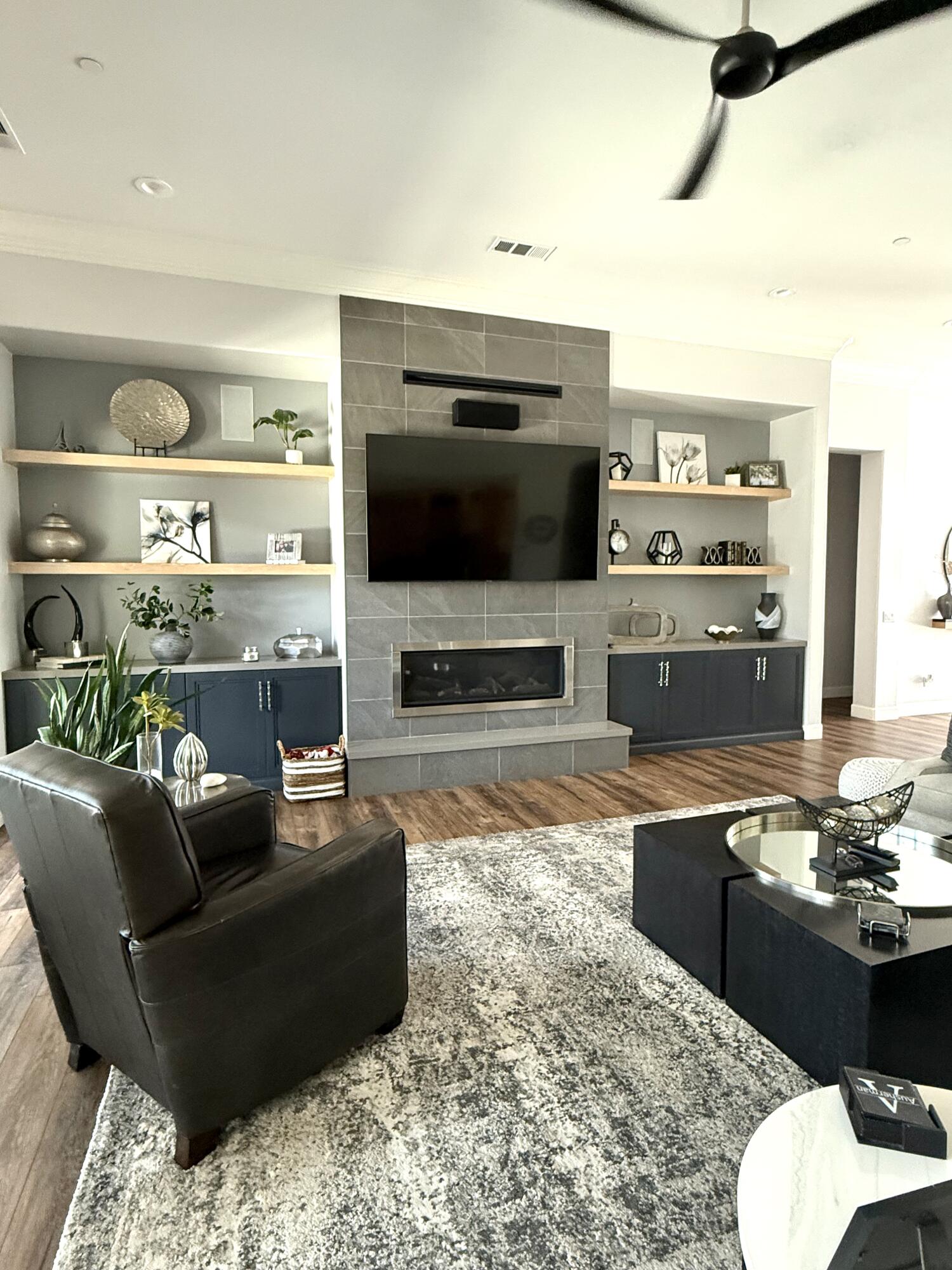4731 W W Cecil Ave, Visalia, CA 93291