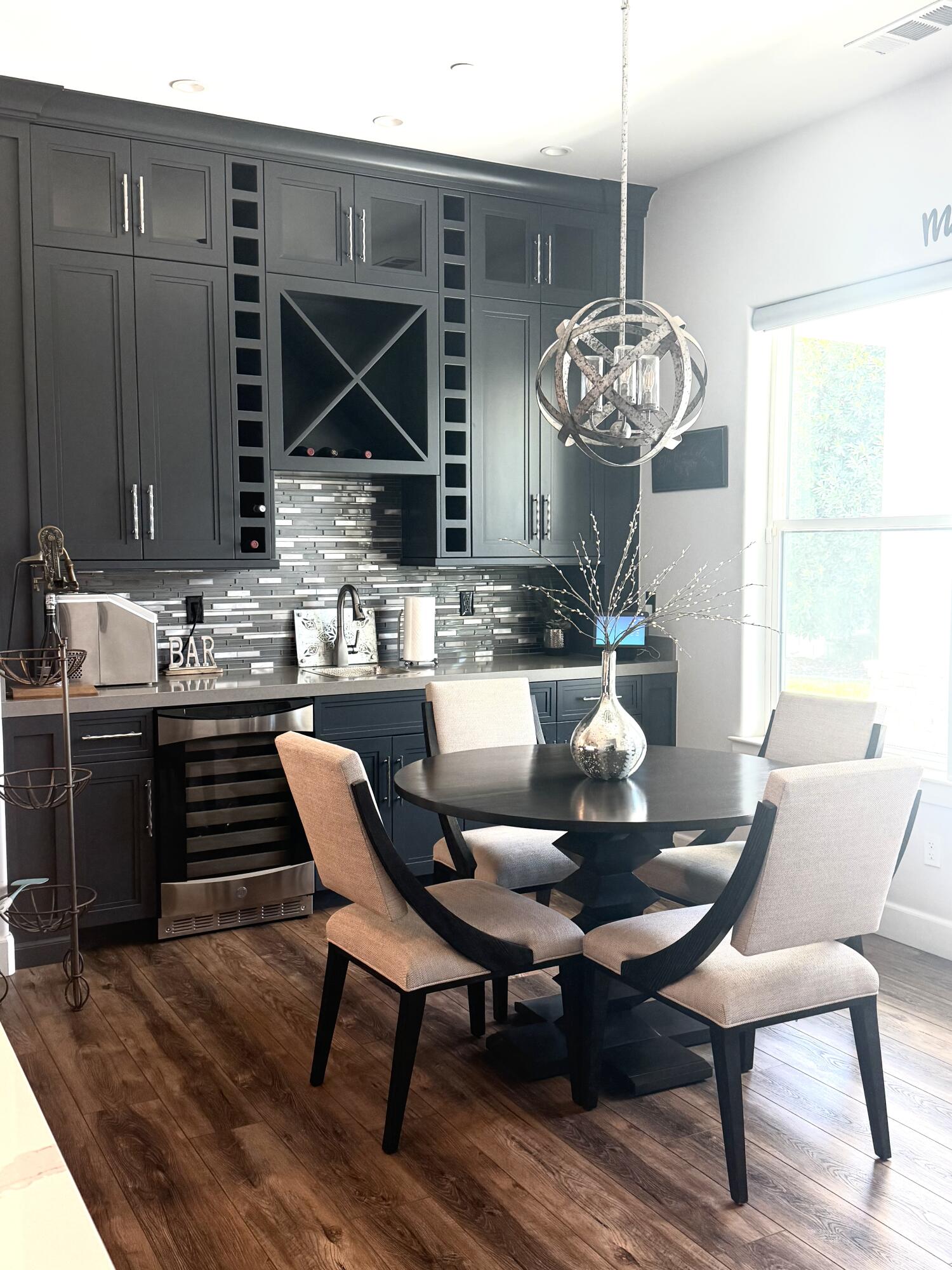 4731 W W Cecil Ave, Visalia, CA 93291