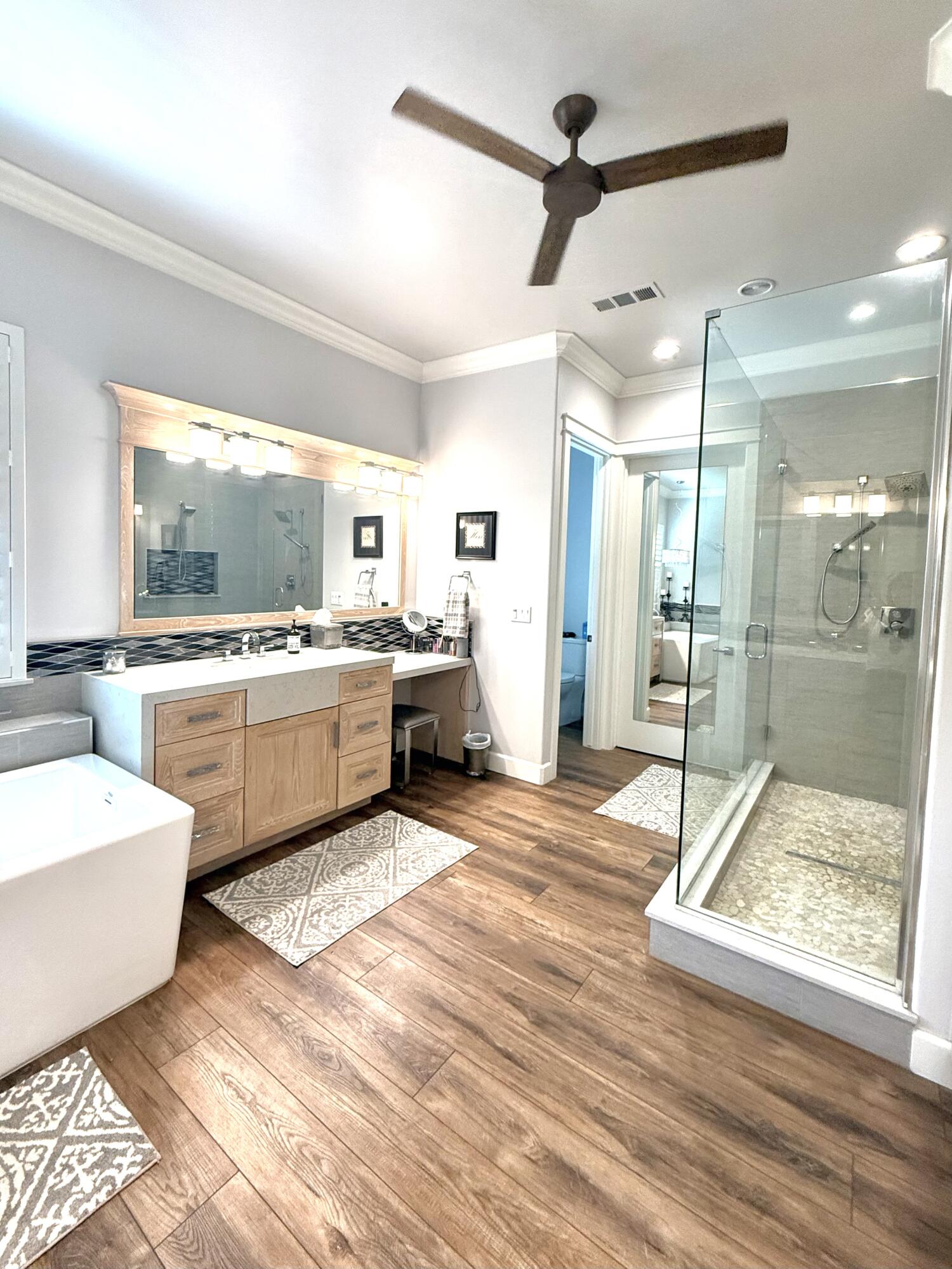 4731 W W Cecil Ave, Visalia, CA 93291