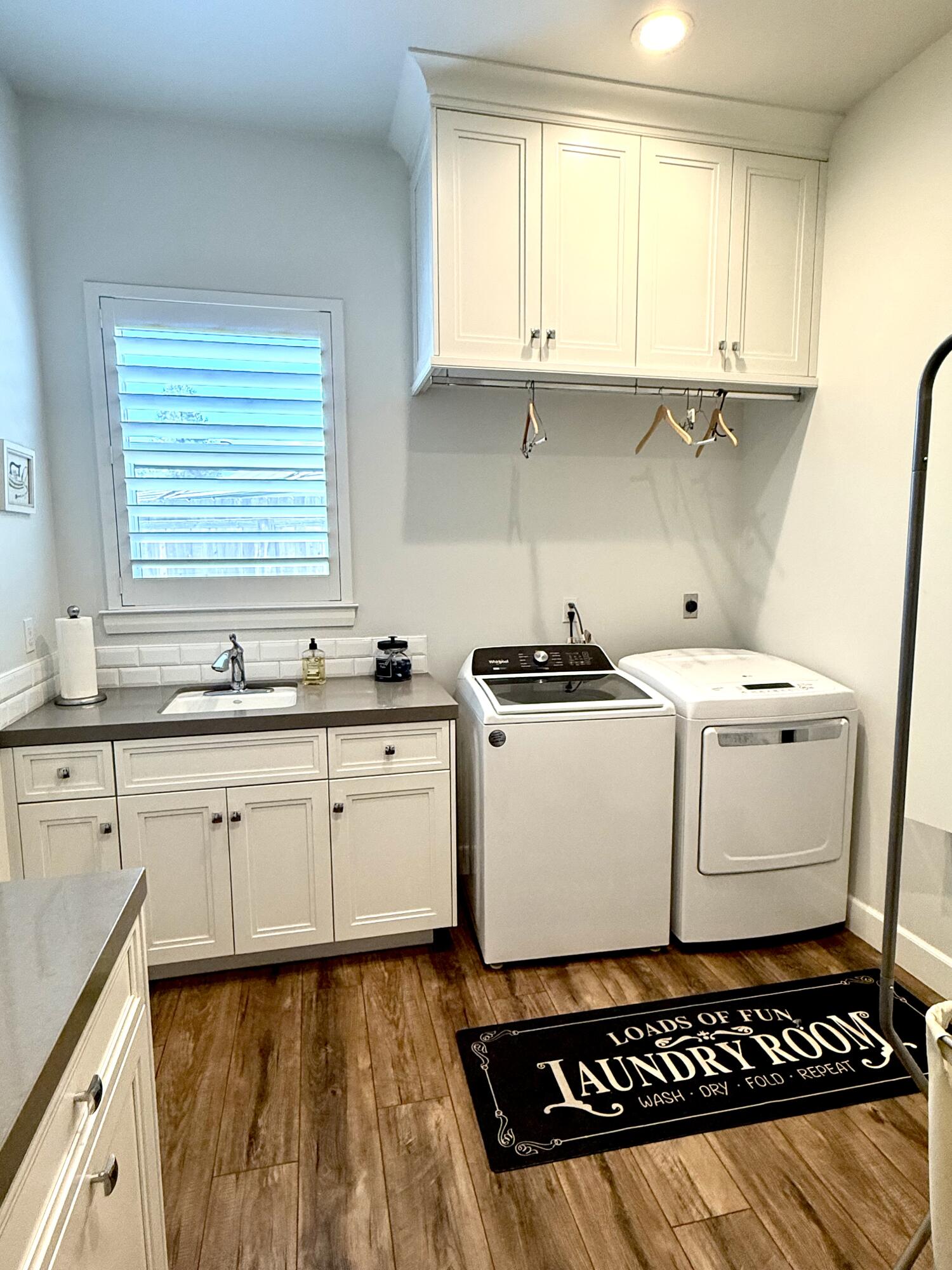 4731 W W Cecil Ave, Visalia, CA 93291