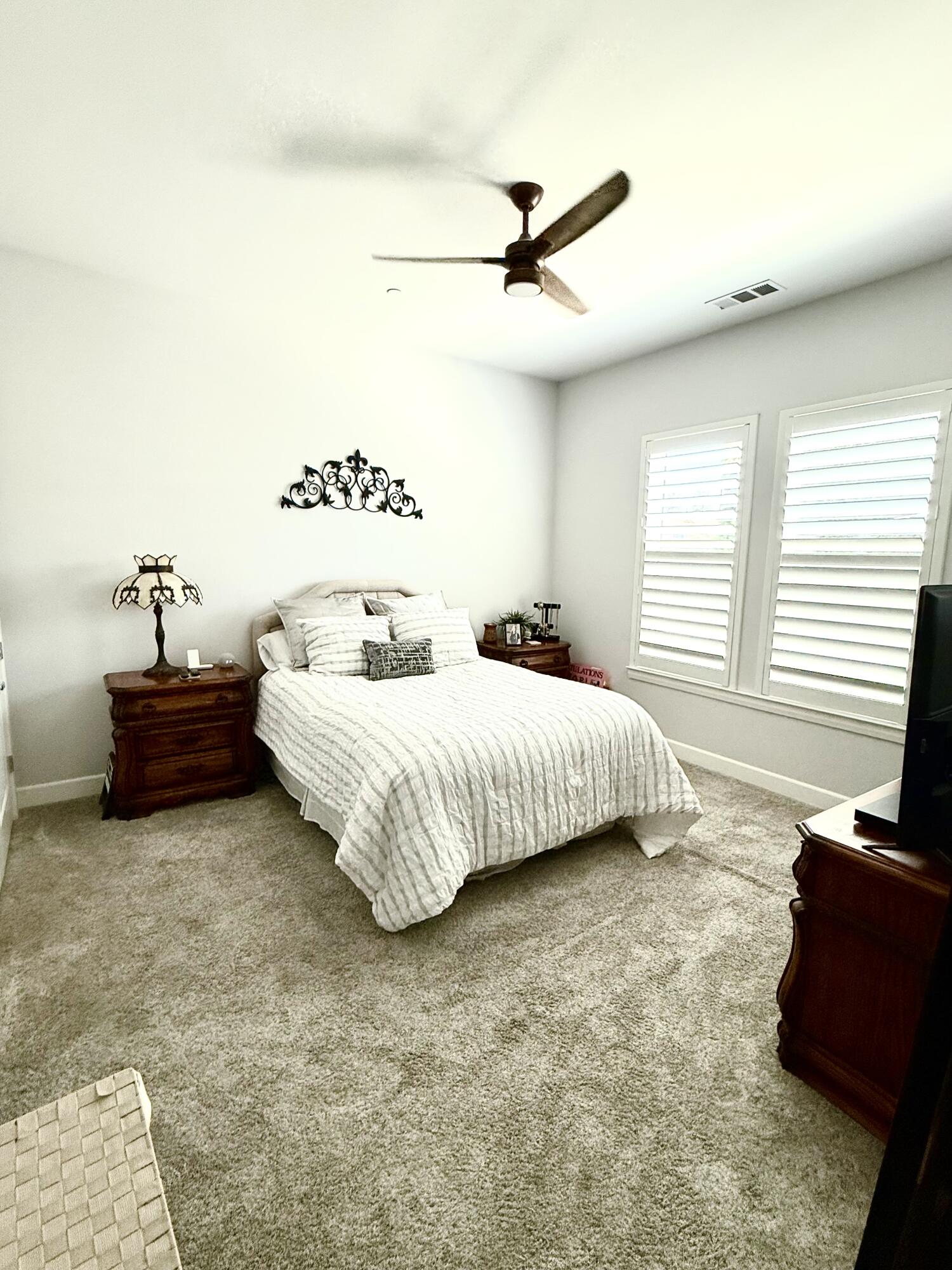 4731 W W Cecil Ave, Visalia, CA 93291