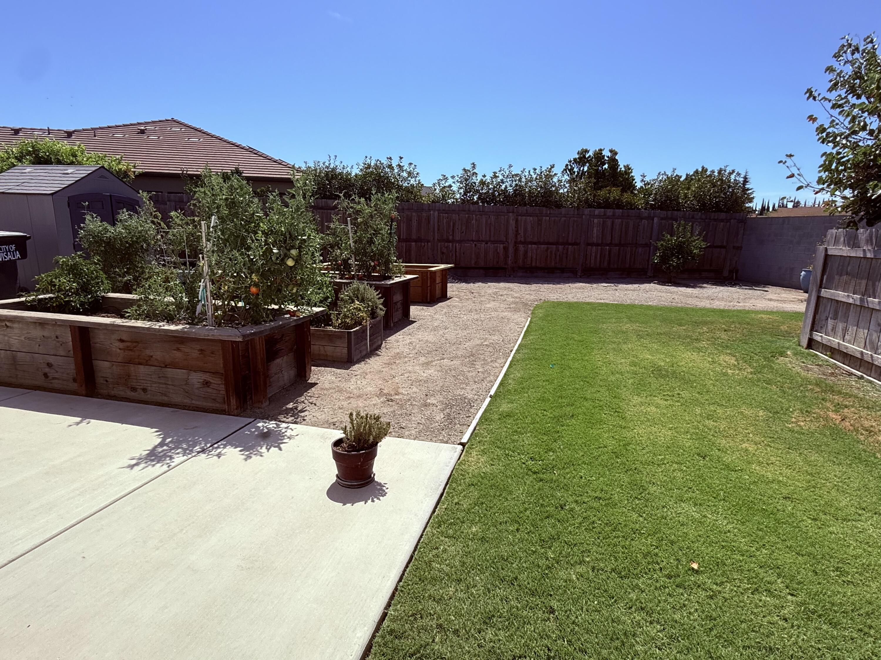 4731 W W Cecil Ave, Visalia, CA 93291