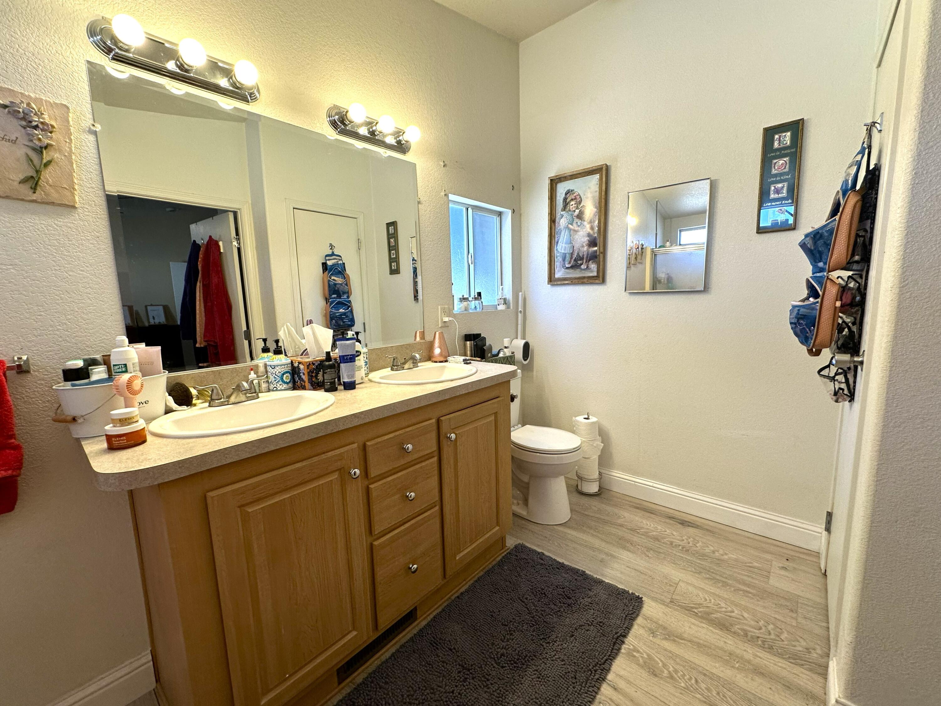 100 S Westwood St #8, Porterville, CA 93257