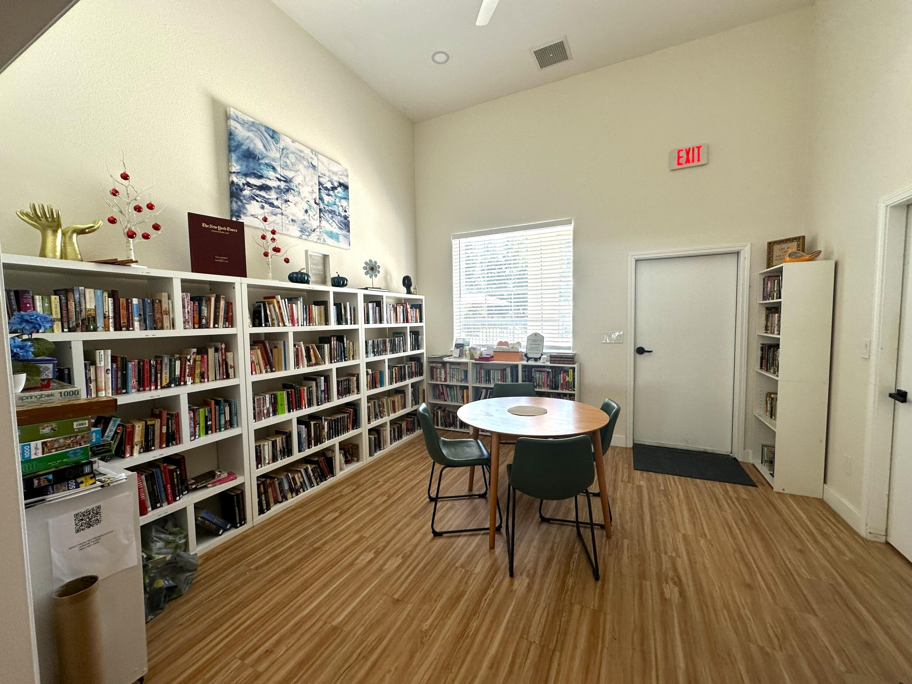 100 S Westwood St #8, Porterville, CA 93257