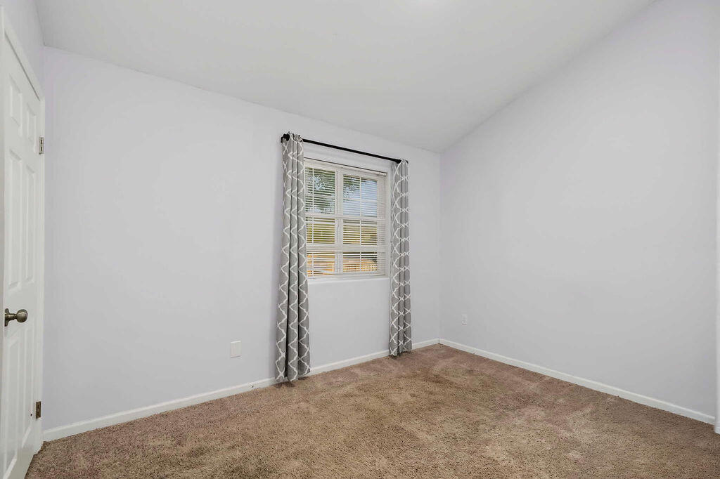 315 Sowerby Village Ln, Bakersfield, CA 93307