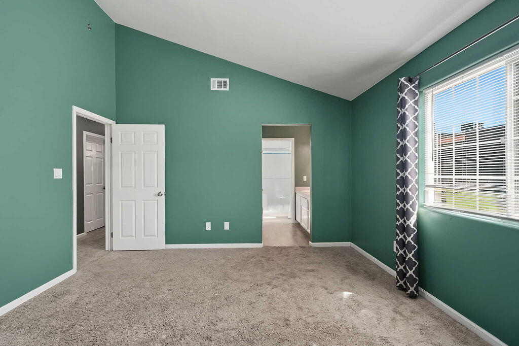 315 Sowerby Village Ln, Bakersfield, CA 93307